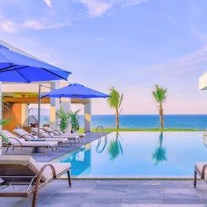 Deluxe Beachside Resort Danang